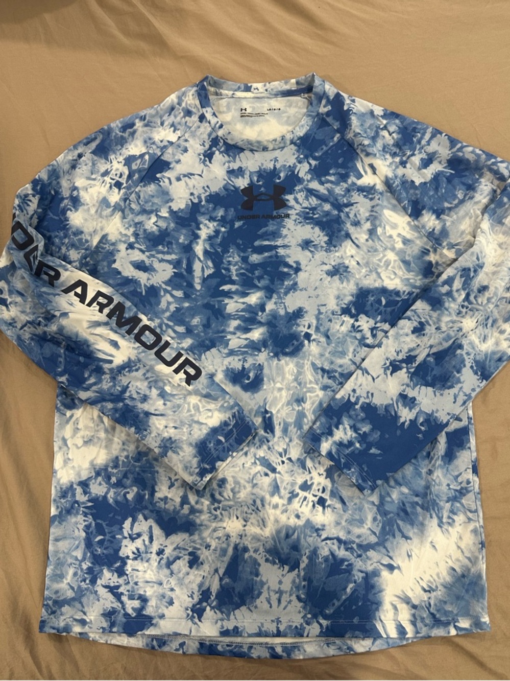 Under Armour Men’s Blue & White Tie-Dye Long Sleeve Performance Tee